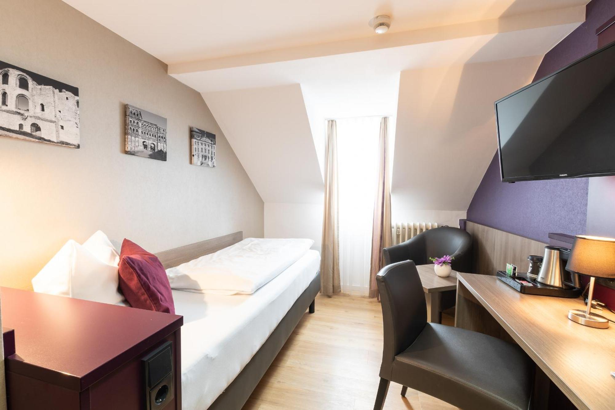 Hotel Porta Nigra Trier Phòng bức ảnh